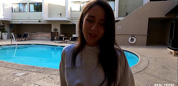 trendsReal Teens - Busty Charly Summer Came To LA Just To Get Fucked